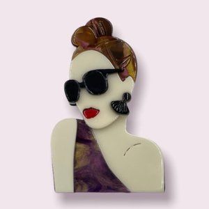 ELEGANT VINTAGE HOLLYWOOD Inspired Fashion Brooch-Retro Aesthetic Italy Style